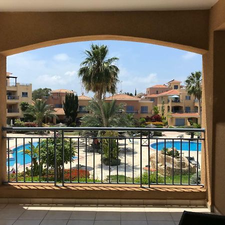 Limnaria Gardens - Modern 1 Bed, Walk To Beach & Shops Paphos Esterno foto