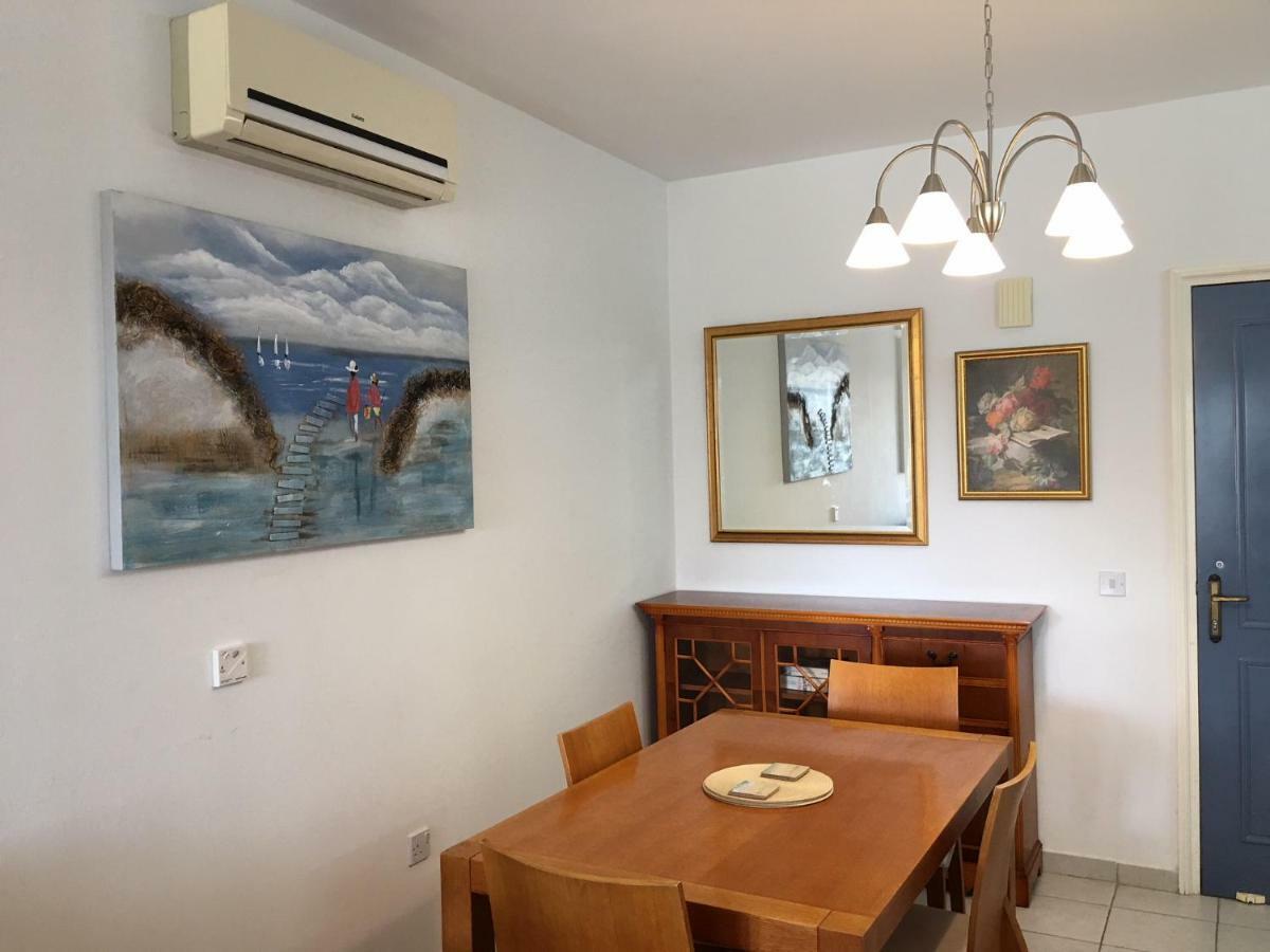 Limnaria Gardens - Modern 1 Bed, Walk To Beach & Shops Paphos Esterno foto