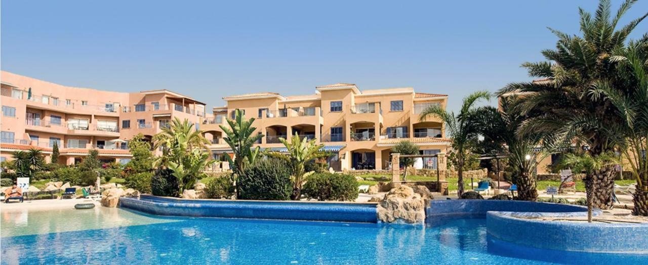 Limnaria Gardens - Modern 1 Bed, Walk To Beach & Shops Paphos Esterno foto